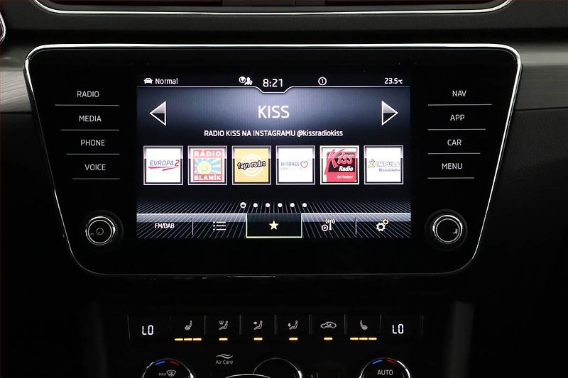 Škoda Superb (2023) Style 2.0 TDI - fotka 9 z 20