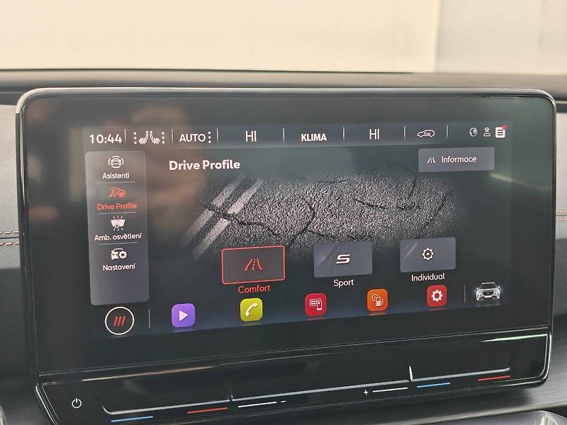 Cupra Formentor 6MP 1,5TSI - fotka 15 z 23