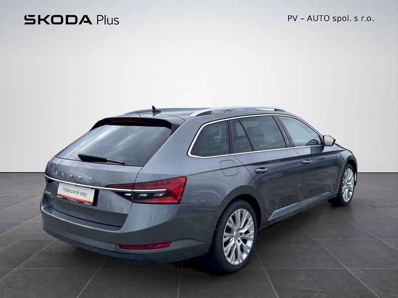 Škoda Superb (2024) 2.0 TDI 110kW DSG Style Plus c - fotka 2 z 35