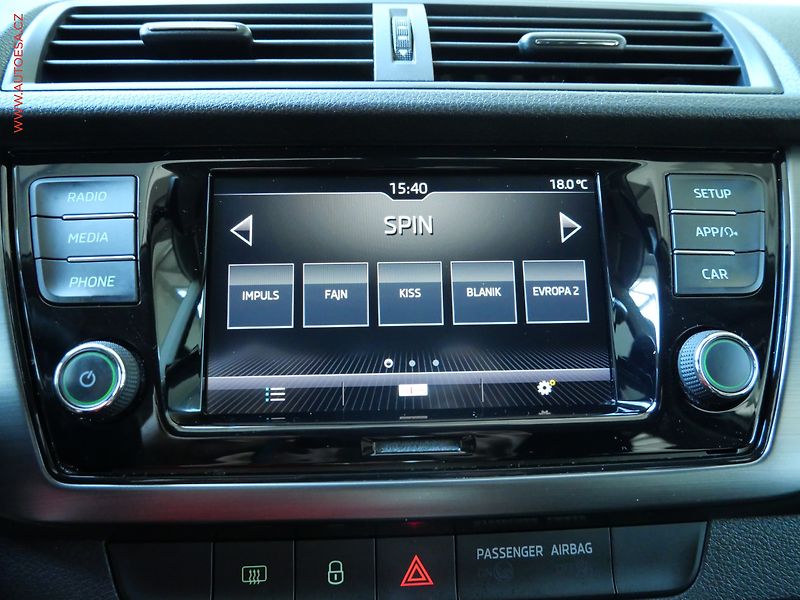 Škoda Fabia (2020) 1.0 TSi, ČR, Style, LED - fotka 18 z 22
