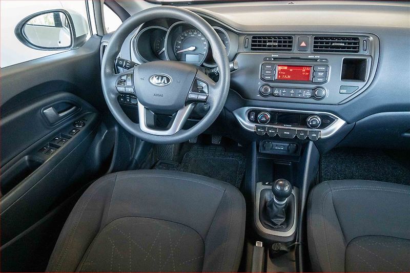 Kia Rio (2013) 1.25 CVVT, Serv.kniha - fotka 7 z 16