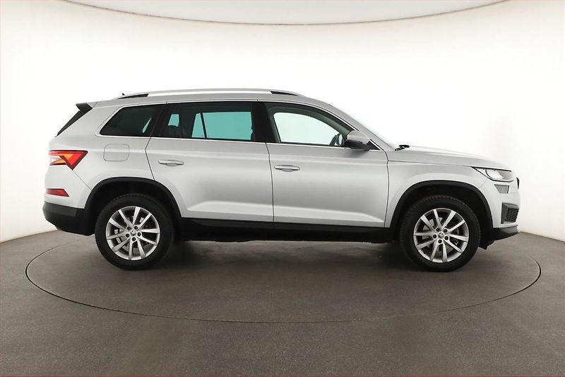 Škoda Kodiaq (2022) Style 2.0 TDI 4x4 - fotka 6 z 19