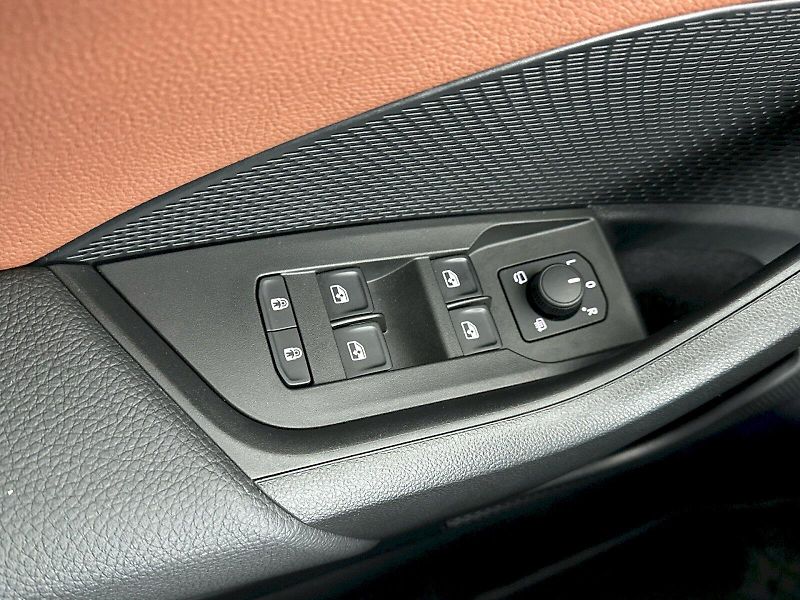Škoda Octavia (2025) DSG 2.0TDI 110kW Exclusive Sel - fotka 25 z 31