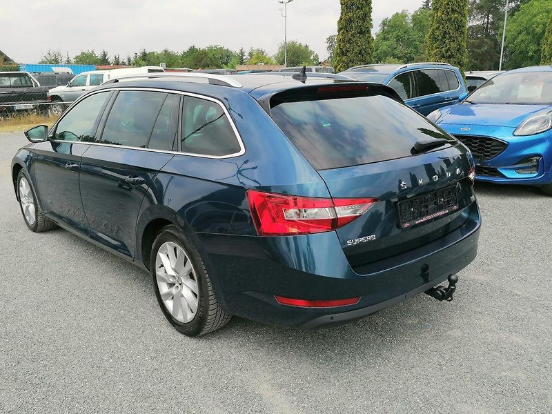 Škoda Superb (2022) IV 1.4 TSi PHEV 160kW - fotka 5 z 30