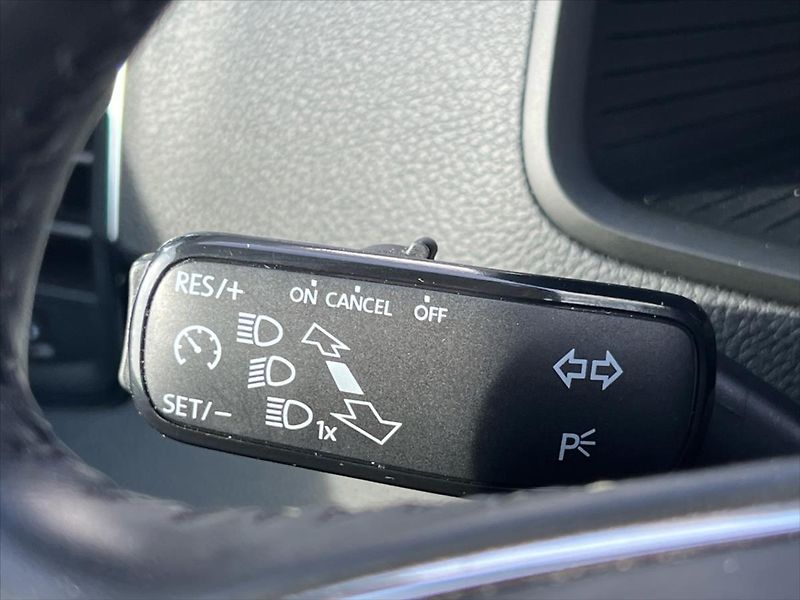Škoda Karoq 2,0 TDi 85kW STYLE - fotka 19 z 26