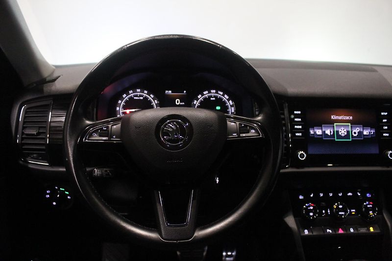 Škoda Kodiaq (2019) Scout 4x4 140kW Webasto - fotka 18 z 27