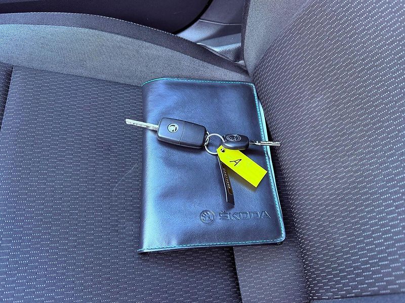 Toyota ProAce 1.5 D-4, ČR, Serviska, 7 míst - fotka 19 z 30