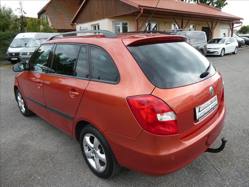Škoda Fabia 1,4 i16V 1.MAJITEL, rezervace - fotka 7 z 48