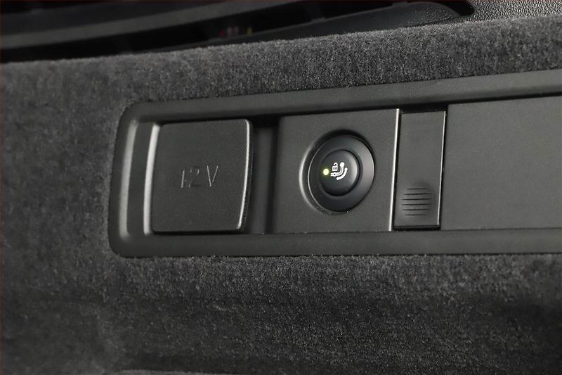 BMW X5 (2025) xDrive30d, M PAKET, KEYLESS - fotka 13 z 21
