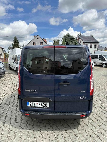 Ford Transit Custom (2018) L2-H1, KLIMA, 9 MÍST - fotka 4 z 15