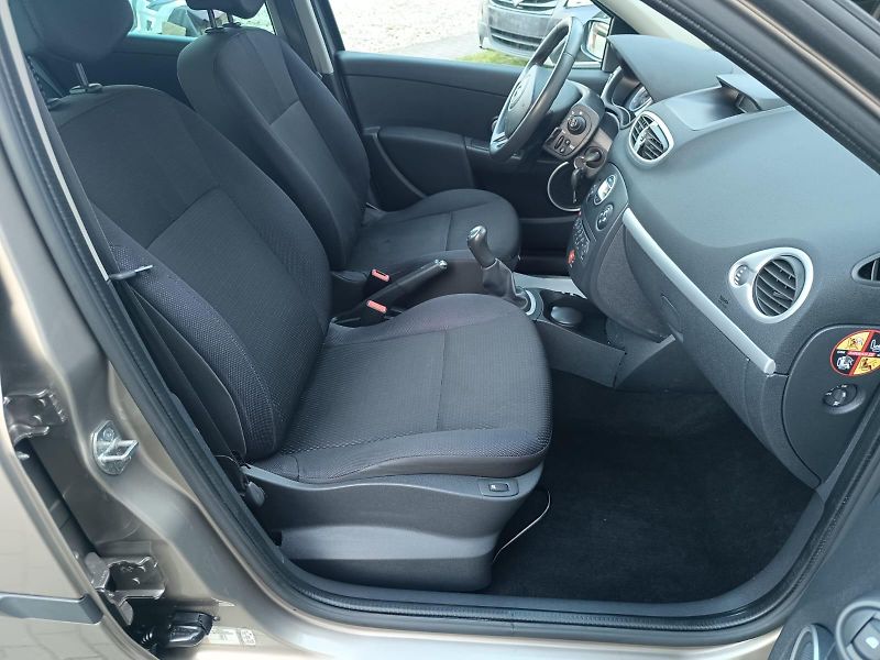 Renault Clio Kombi, 1.2TCE/74kW - fotka 18 z 34