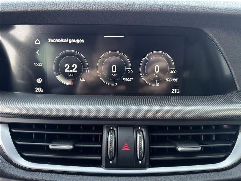 Alfa Romeo Stelvio 2,0 T Q4 AT8 ZF VELOCE původČR - fotka 39 z 50