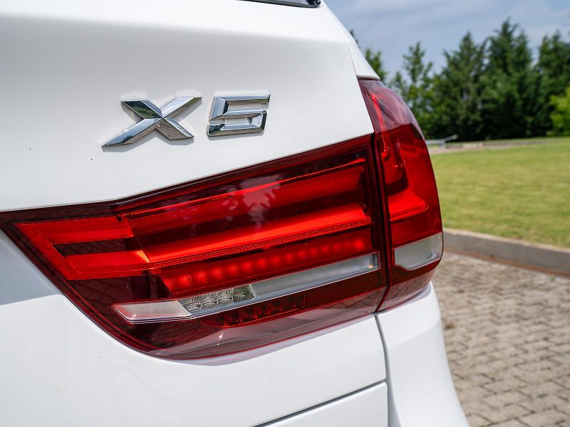 BMW X5 xDrive30d (F15) M Sport Paket - fotka 29 z 29