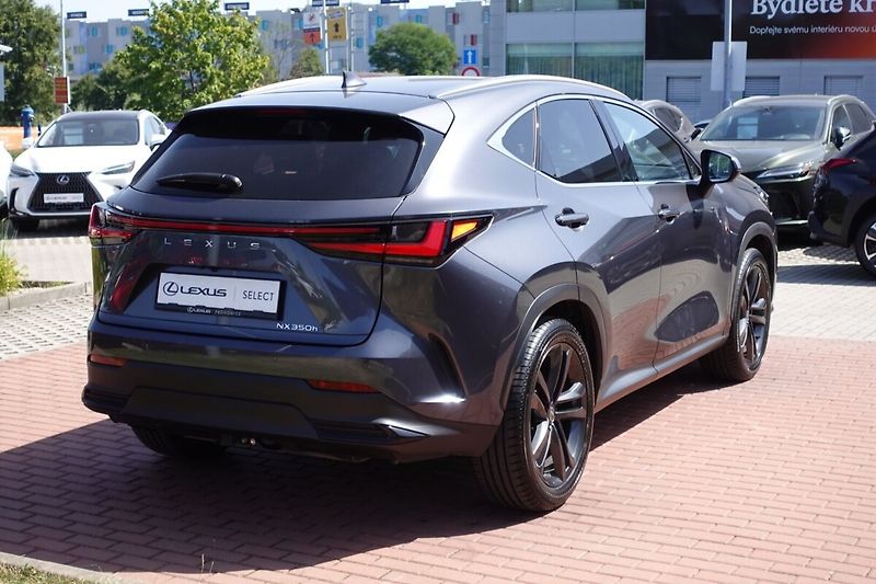 Lexus NX 350h NX350h Prestige 4x4 - fotka 5 z 37