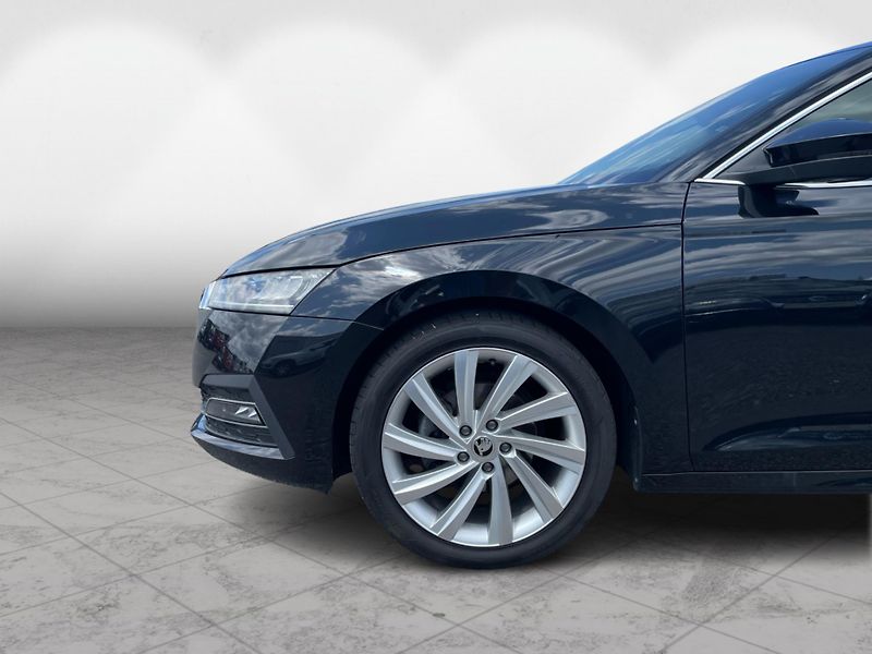 Škoda Octavia COMBI 2.0 TDi STYLE - fotka 10 z 26
