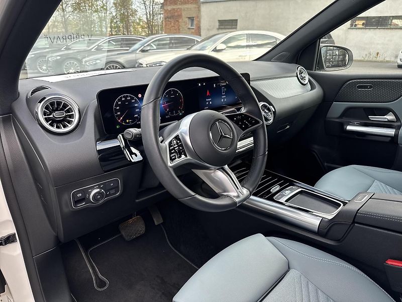 Mercedes-Benz Třídy B B 200d, 1. majitel, CZ - fotka 9 z 19