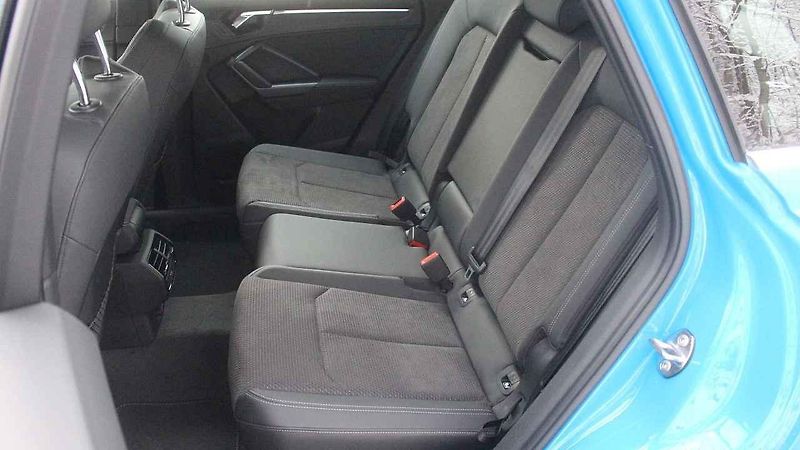 SUV Audi teď mají osmiúhelníkovou masku chladiče