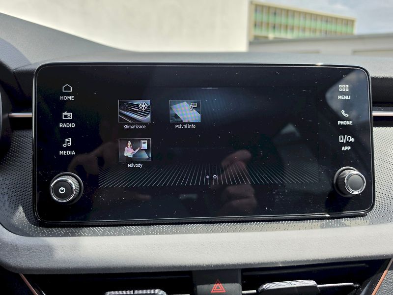 Škoda Scala (2025) 1,0TSI 85KW DSG TOP SELECTION - fotka 12 z 31