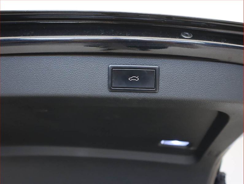 Škoda Superb (2017) 2.0 TDI, Automat, Kůže, Navi - fotka 21 z 24