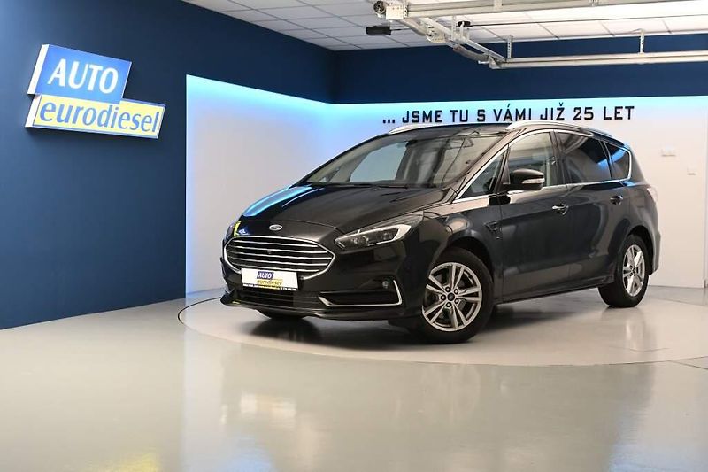 Ford S-MAX (2023) 2.5 LED SONY ACC Tažné FHEV Ti - fotka 2 z 38