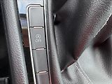 Volkswagen Golf 2,0 TDi 110kW CUP,Navi,Výhřev - náhled 12