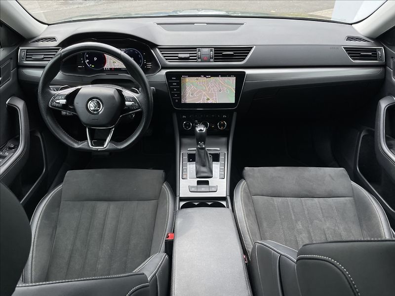 Škoda Superb 2,0 TDI DSG Style Plus NAVI - fotka 6 z 23