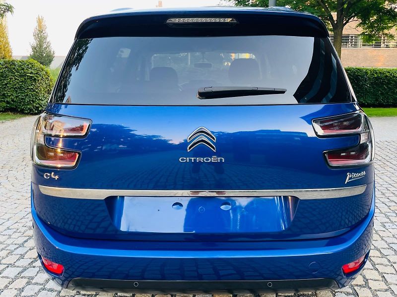 Citroën Grand C4 Picasso 2.0HDi MANUÁL 7MÍST SENZORY - fotka 15 z 46