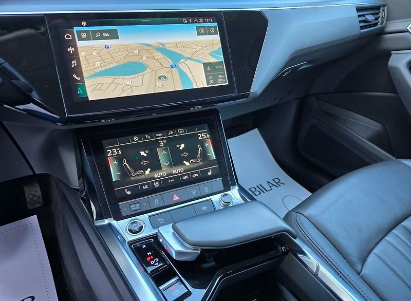 Audi e-tron 55 Quattro Kamera Vzduch LED - fotka 11 z 13