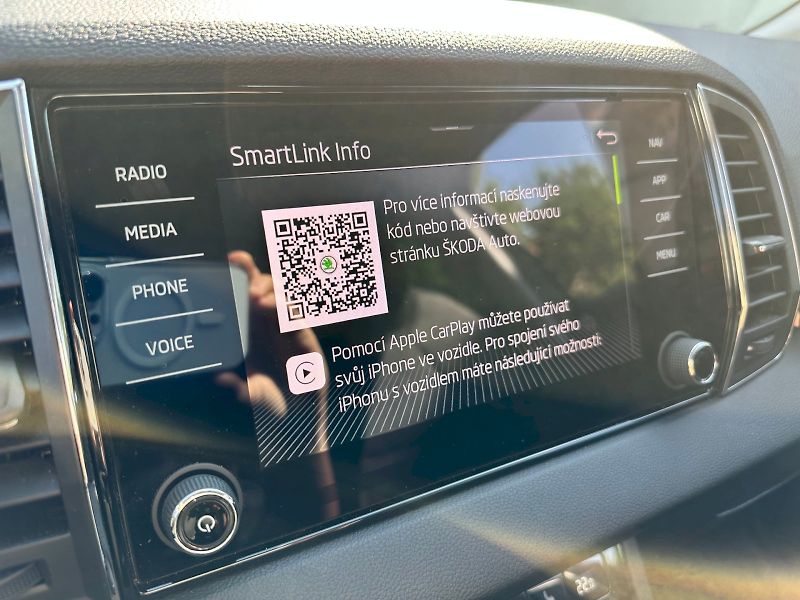 Škoda Karoq (2022) 1.5 TSI 110kW Style Exclusive - fotka 17 z 27