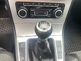 Volkswagen Passat Variant (2010) 1.6 TDi 77 kW - náhled 10