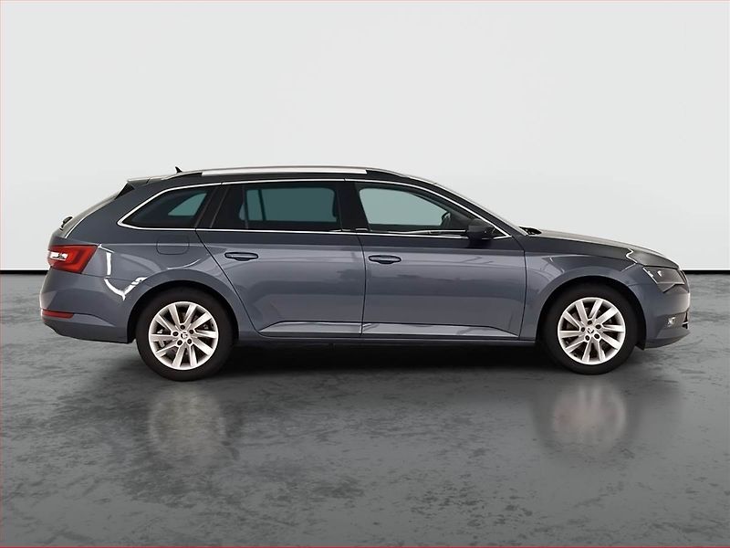 Škoda Superb (2018) 2.0 TDI, Automat, Navi - fotka 6 z 23