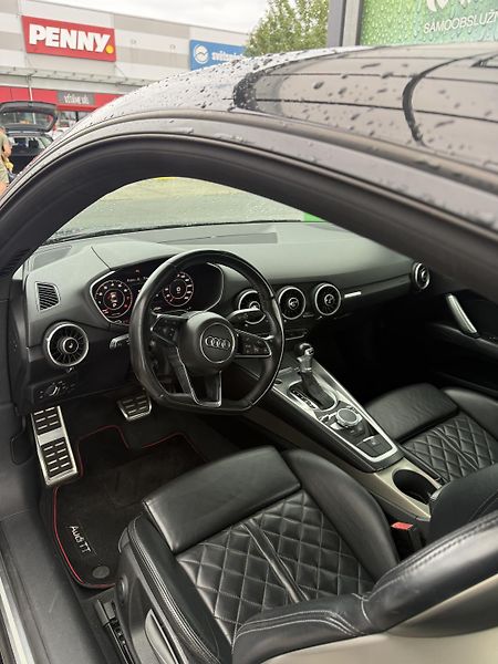 Audi TT (2015) - fotka 24 z 34