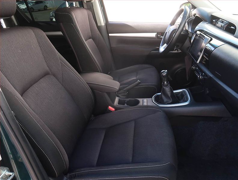 Toyota Hilux (2019) 2.4 D-4D - fotka 9 z 22