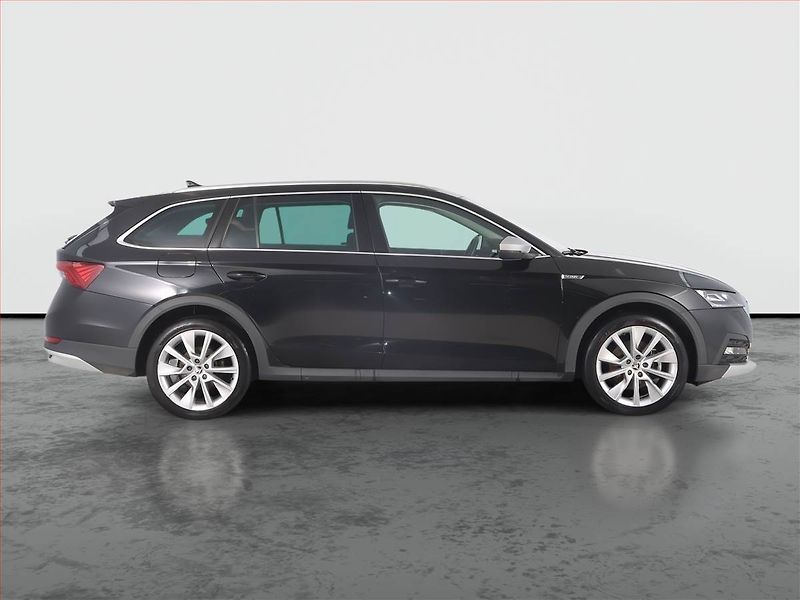 Škoda Octavia (2022) Scout 2.0 TDI - fotka 6 z 17