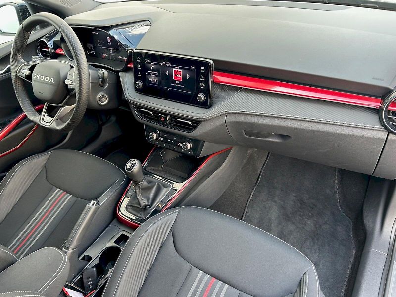 Škoda Fabia (2025) Monte Carlo 1.0 TSI 85 kW - fotka 15 z 32