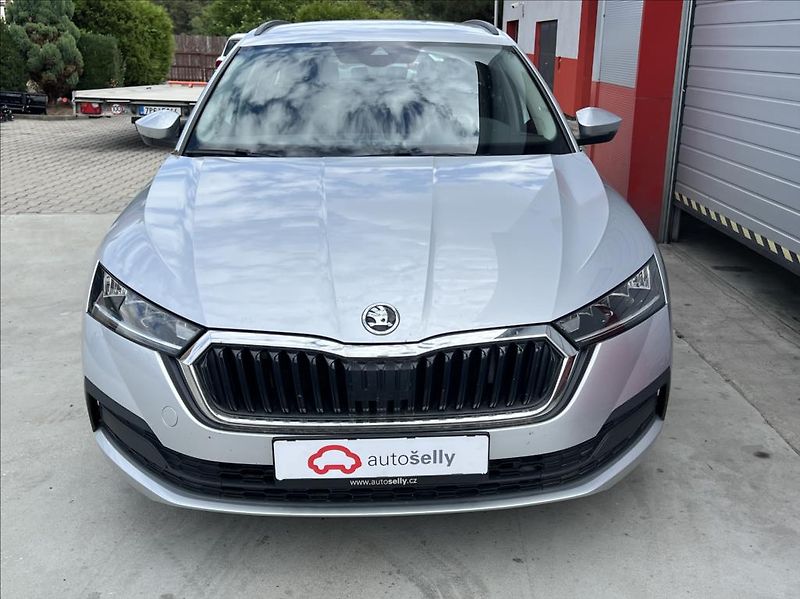 Škoda Octavia 2,0 TDI 85kW Active Combi - fotka 9 z 23