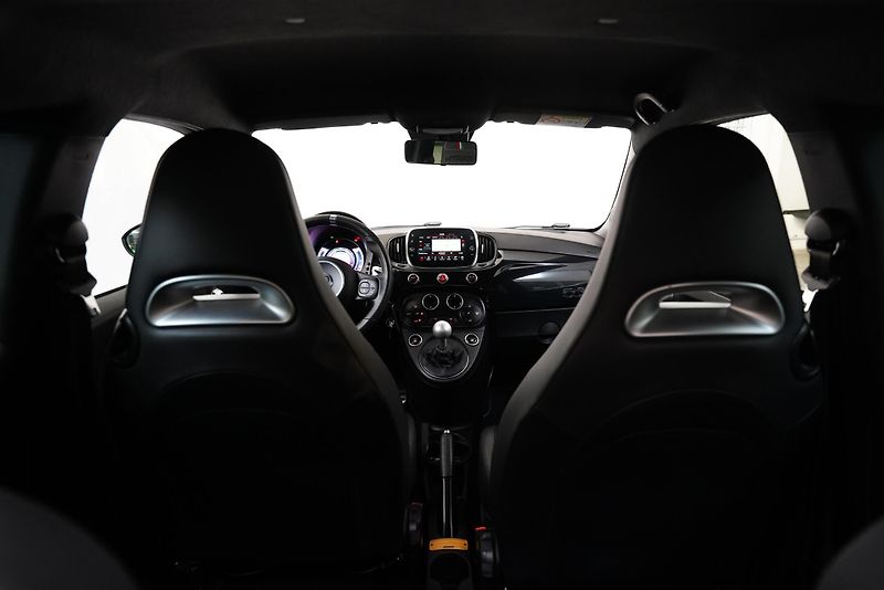Abarth 595 - fotka 23 z 25