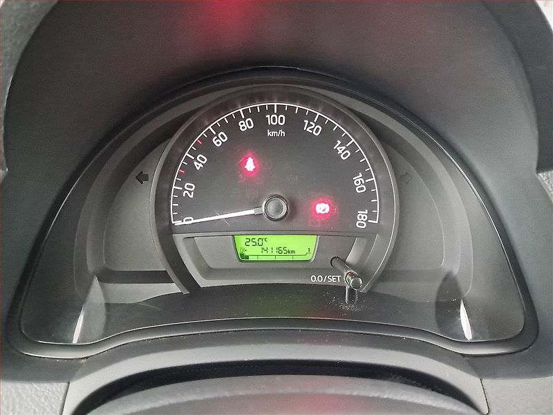 Škoda Citigo (2014) Ambition 1.0 MPI - fotka 11 z 14