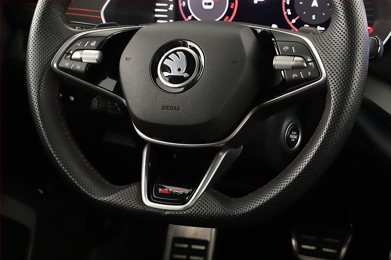 Škoda Octavia (2025) RS 2.0 TSI, RS, Navigace - fotka 16 z 21