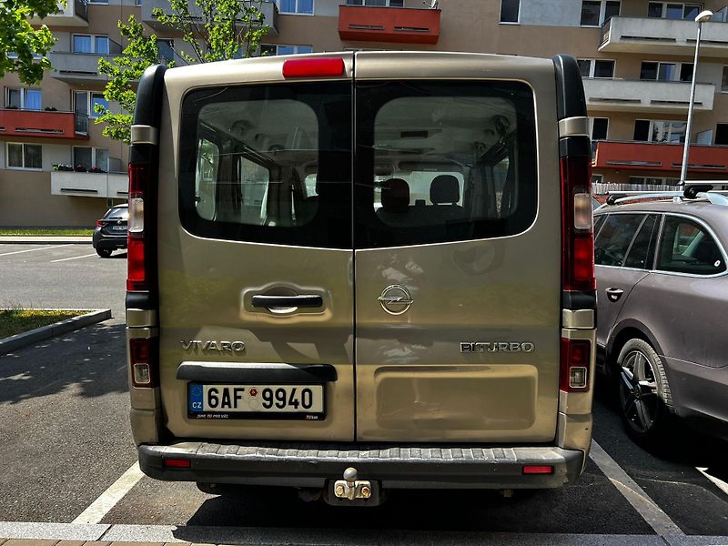 Opel Vivaro (2017) - fotka 4 z 11