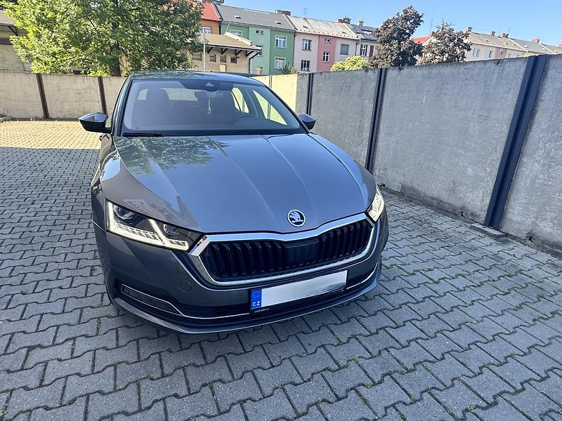 Škoda Octavia (2023) Style Plus 2,0 TDI 110 KW AUT - fotka 2 z 18