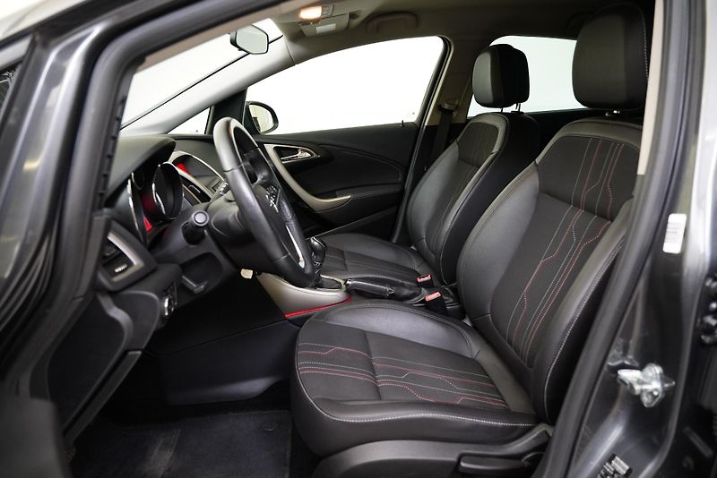 Opel Astra - fotka 10 z 22