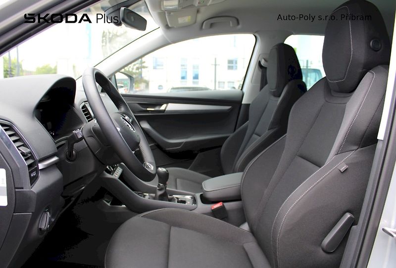 Škoda Karoq (2024) Ambition 1.5TSI / 110kW 6°MP - fotka 11 z 24