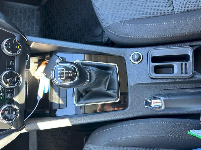 Škoda Octavia (2022) 1,6TDI 85kW 35000KM!!! - fotka 23 z 26