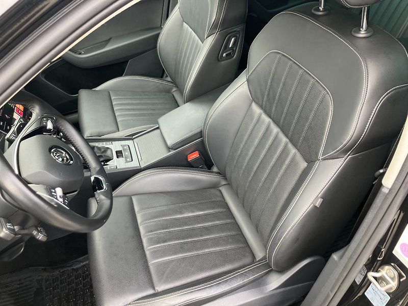 Škoda Superb (2020) 2.0TDI 147kW 4X4 DSG STYLE + - fotka 23 z 35