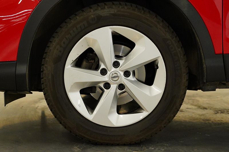 Nissan Qashqai - fotka 10 z 24