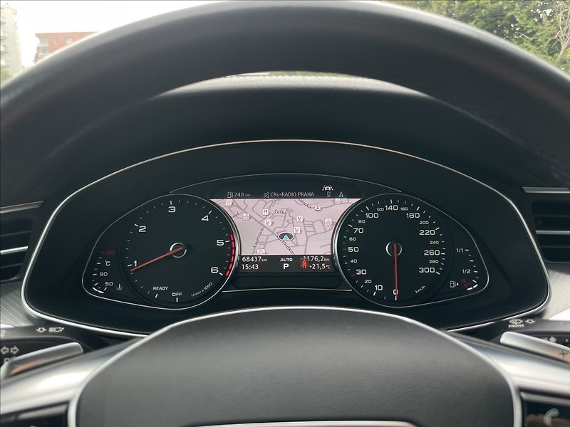 Audi A6 Avant 2,0 TDI S tronic Design - fotka 9 z 24