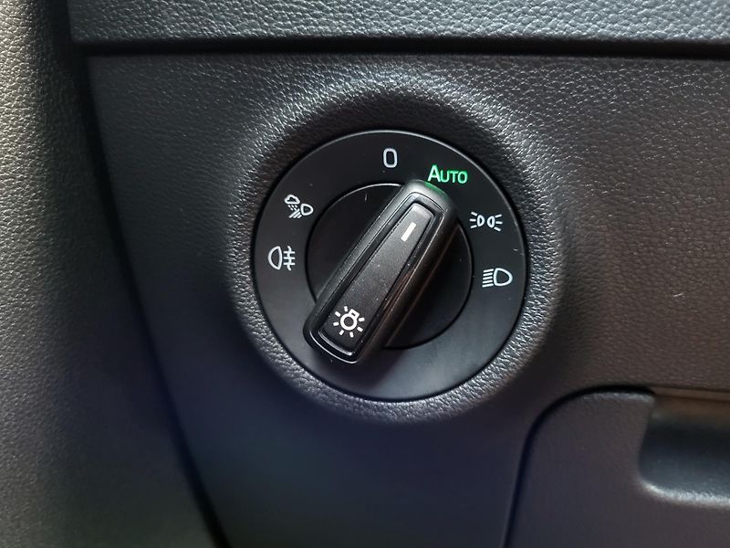 Škoda Karoq 1.5 TSI 110kW DSG SPORTLINE  - fotka 20 z 45