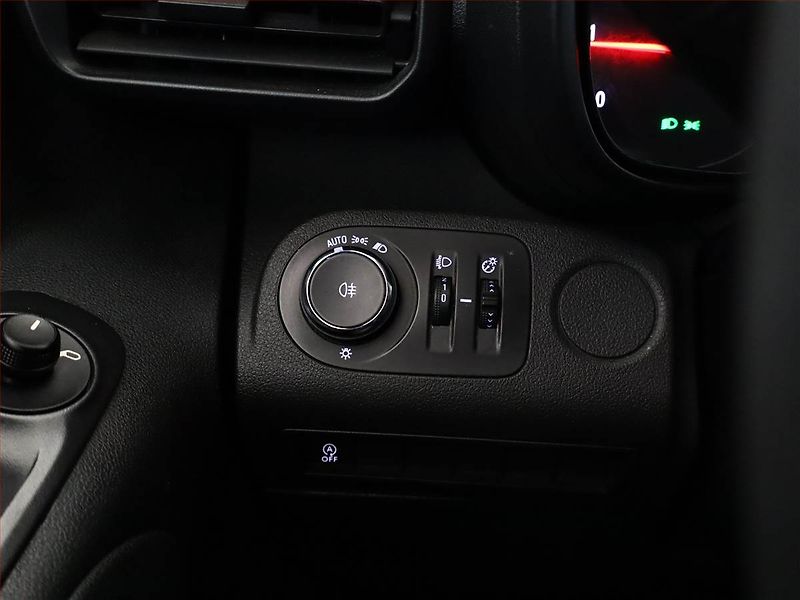 Opel Combo (2020) 1.6 CDTI, ČR, DPH - fotka 13 z 13
