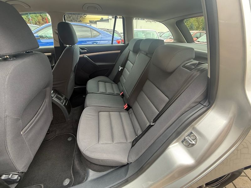 Škoda Octavia (2005) 1.9 TDI Kombi - fotka 9 z 13